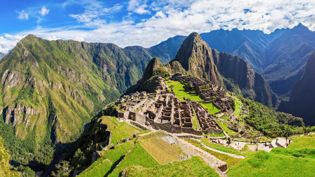Explorando as Maravilhas de Machu Picchu: Curiosidades e mais